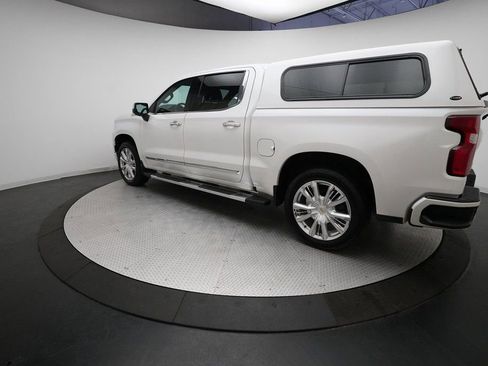 Certified 2023 Chevrolet Silverado 1500 High Country w/ Technology Package image 12