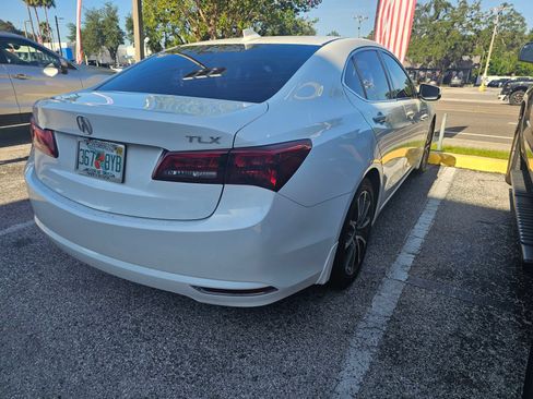 Used 2017 Acura TLX w/ Technology Package FWD image 4