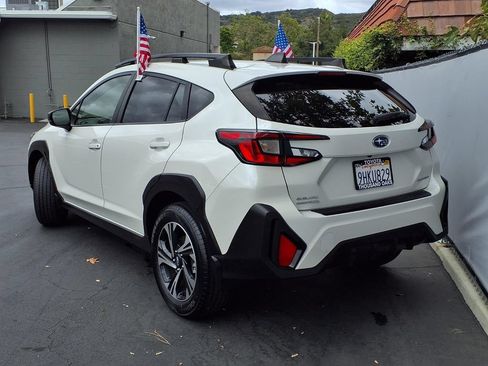 Used 2024 Subaru Crosstrek 2.0i Premium w/ Popular Package #3 AWD/4WD image 5