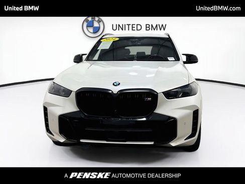 Used 2024 BMW X5 M60i AWD/4WD image 2