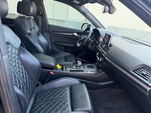 Used 2018 Audi SQ5 Premium Plus w/ Navigation Package AWD/4WD image 29