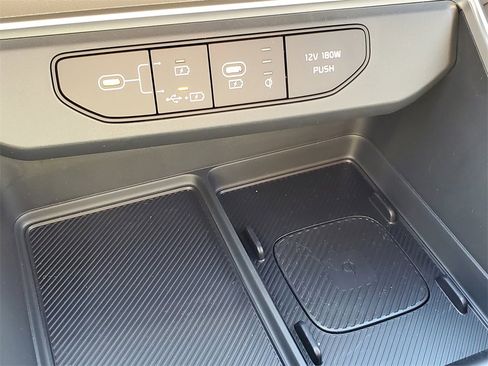 New 2026 Kia Carnival EX image 26