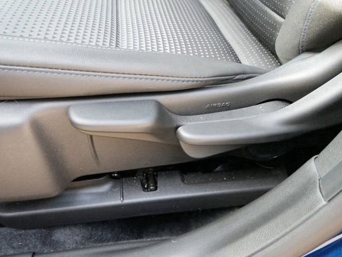 Used 2024 Chevrolet Trax LT w/ Driver Confidence Package image 18