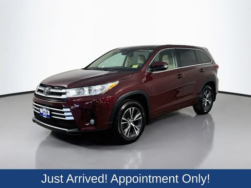 Used 2017 Toyota Highlander Plus w/ Protection Package #3 AWD/4WD image 3