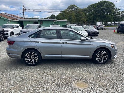 Used 2020 Volkswagen Jetta SEL FWD image 9