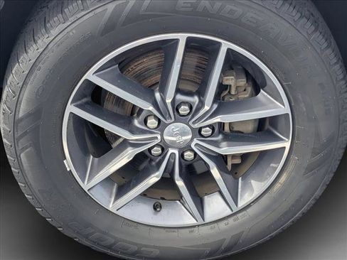 Used 2018 Jeep Grand Cherokee Limited RWD image 23
