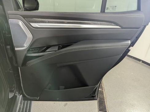 Used 2025 Cadillac Escalade V w/ LPO, ONYX Package AWD/4WD image 19