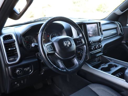 Used 2019 RAM 1500 Big Horn AWD/4WD image 15