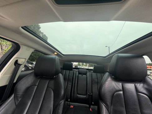 Used 2013 Land Rover Range Rover Evoque Pure Plus AWD/4WD image 17
