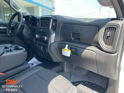 New 2025 GMC Sierra 1500 Pro AWD/4WD image 12