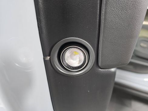 Used 2023 Rivian R1T Adventure AWD/4WD image 30