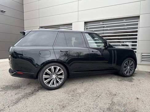 Certified 2023 Land Rover Range Rover SE AWD/4WD image 8