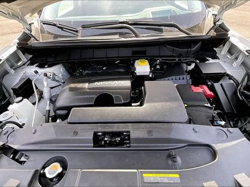 Used 2024 Nissan Pathfinder Platinum w/ Cargo Package image 22