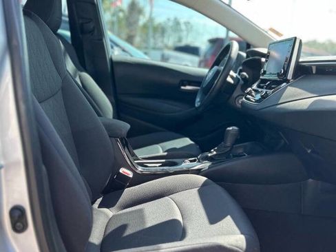 Used 2020 Toyota Corolla LE image 8