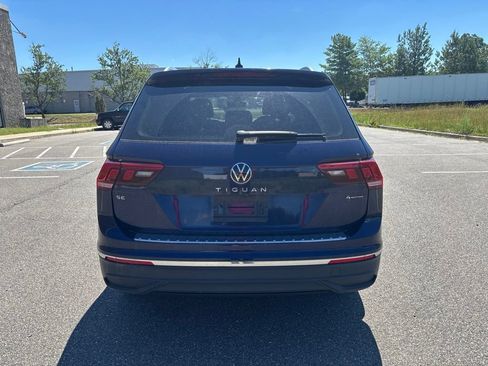 Used 2022 Volkswagen Tiguan SE AWD/4WD image 6