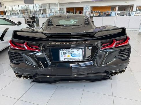 Used 2023 Chevrolet Corvette Stingray Premium Cpe w/ Z51 Performance Package RWD image 7