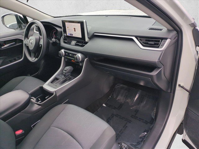 Certified 2025 Toyota RAV4 XLE FWD image 21
