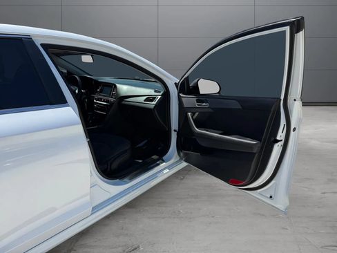 Used 2019 Hyundai Sonata SE FWD image 21
