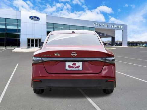 Used 2026 Nissan Sentra SV w/ Floor Mat Package FWD image 3