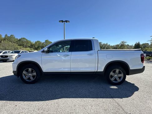 Used 2023 Honda Ridgeline RTL-E image 3