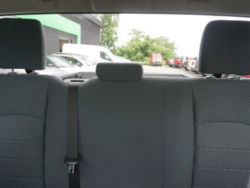 Used 2018 RAM 1500 Express w/ Express Value Package AWD/4WD image 21