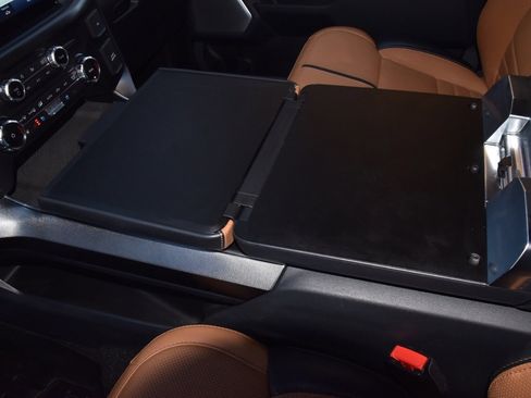 Certified 2022 Ford F150 Platinum w/ Equipment Group 701A High image 32