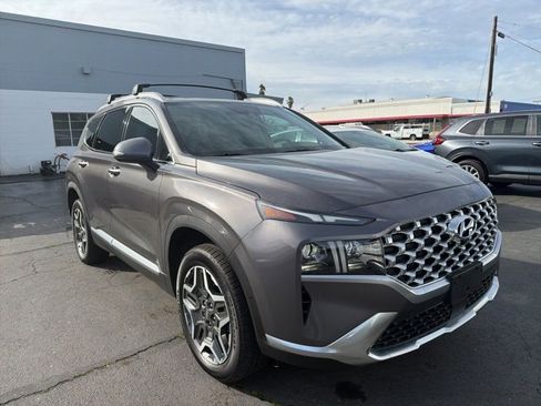 Used 2023 Hyundai Santa Fe Limited image 3