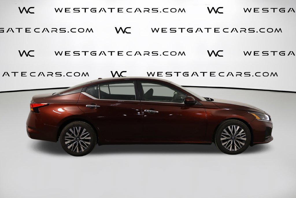 Used 2023 Nissan Altima 2.5 SV FWD image 40