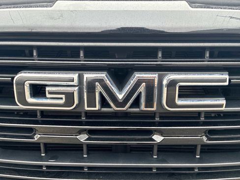 Used 2022 GMC Sierra 1500 Elevation w/ LPO, Elevation Black Package image 31