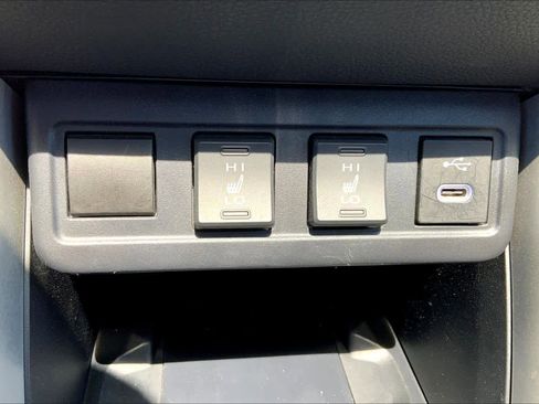 Used 2024 Toyota Corolla Cross XLE w/ Convenience Package image 36