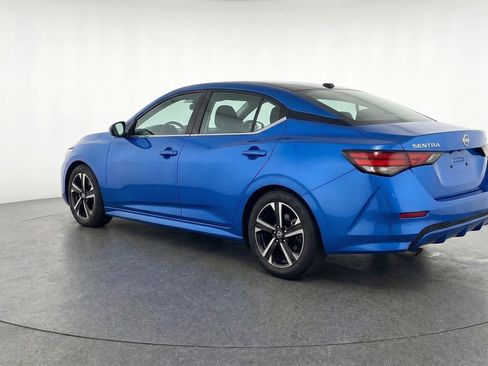 Used 2025 Nissan Sentra SV image 6