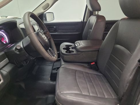 Used 2018 RAM 1500 Tradesman w/ Chrome Appearance Group RWD image 17