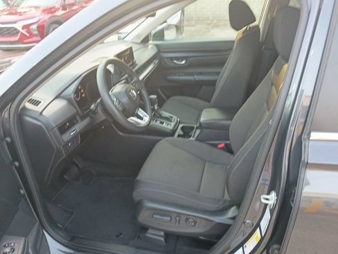 Used 2025 Honda CR-V EX image 4