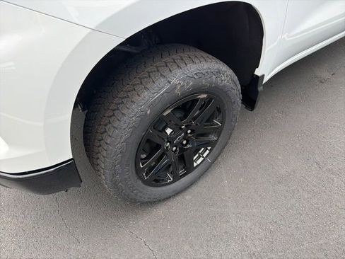 New 2026 Chevrolet Silverado 1500 LT Trail Boss w/ Convenience Package II image 4