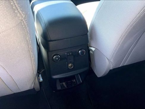 Used 2018 Ford Explorer 4WD image 25