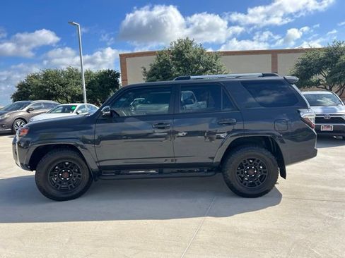 Used 2024 Toyota 4Runner SR5 Premium w/ Moonroof Package RWD image 7