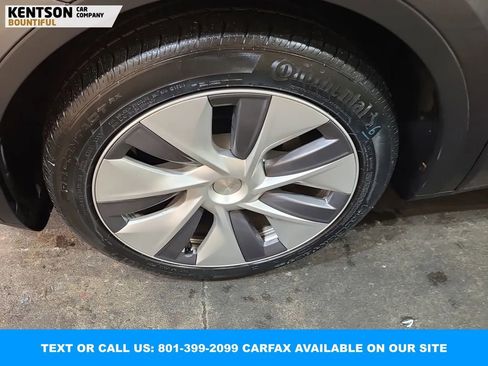 Used 2023 Tesla Model Y Long Range image 2