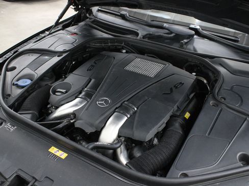 Used 2015 Mercedes-Benz S 550 4MATIC Coupe image 36
