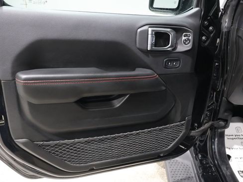 Used 2024 Jeep Wrangler Unlimited Rubicon w/ Convenience Group image 13