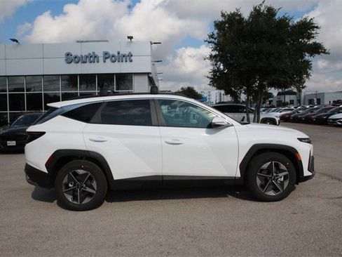 New 2026 Hyundai Tucson SEL image 4