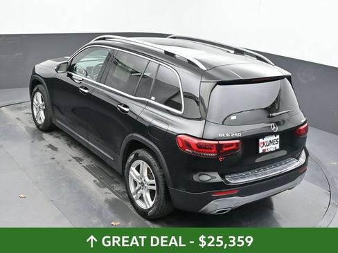 Used 2023 Mercedes-Benz GLB 250 4MATIC image 44
