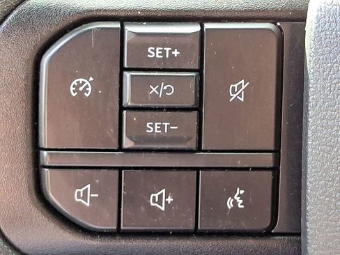 Used 2024 Ford F250 XLT AWD/4WD image 21