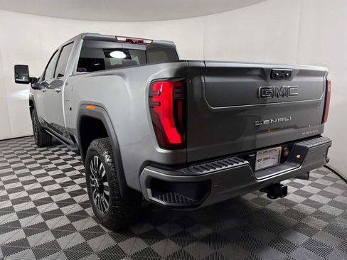 New 2026 GMC Sierra 2500 Denali Ultimate AWD/4WD image 4