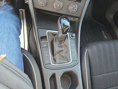 Used 2024 Volkswagen Jetta Sport image 24