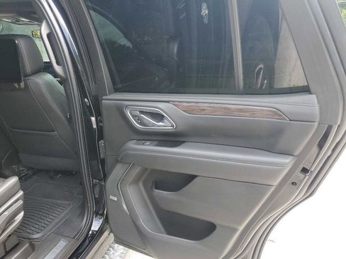 Used 2021 Chevrolet Tahoe Z71 w/ Z71 Off-Road Package image 31