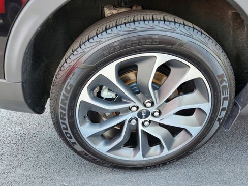 Used 2022 Lincoln Nautilus Reserve image 47