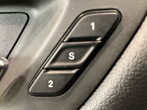 Used 2019 RAM 1500 Laramie image 13