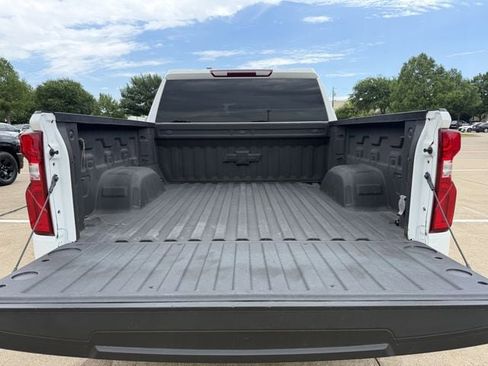 Used 2022 Chevrolet Silverado 1500 RST AWD/4WD image 30