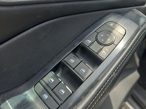 Used 2024 Nissan Rogue SV FWD image 22