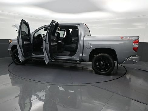 Used 2021 Toyota Tundra SR5 w/ SR5 Upgrade Package AWD/4WD image 35